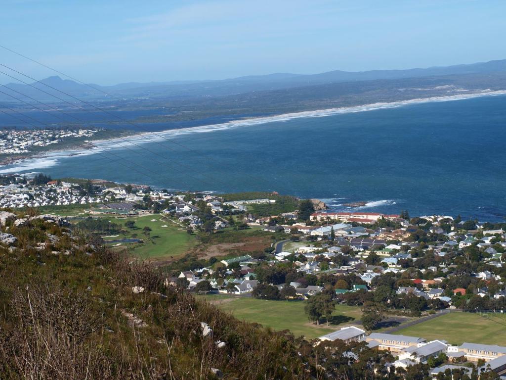 Bamboo Guest House Hermanus Esterno foto