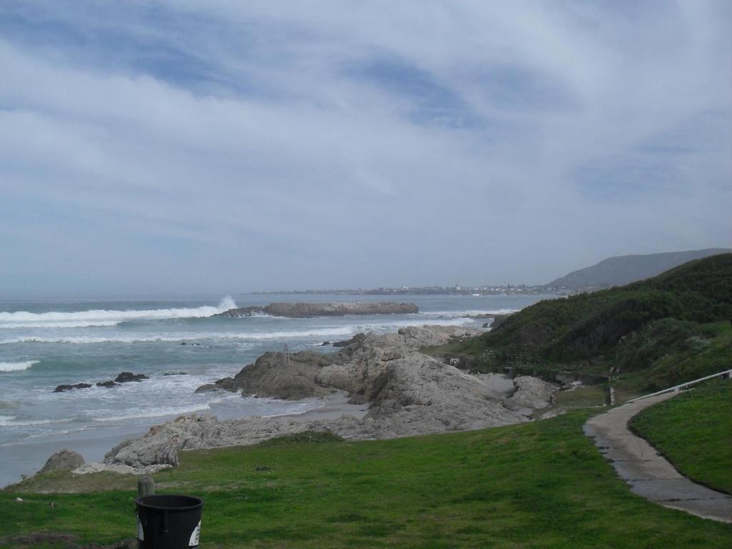 Bamboo Guest House Hermanus Esterno foto