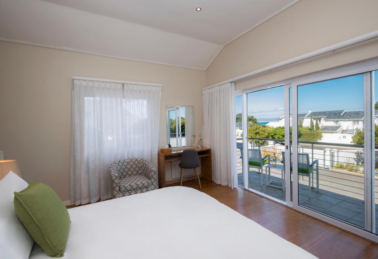 Bamboo Guest House Hermanus Esterno foto